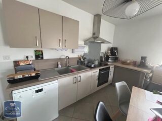  Appartement à louer 4 pièces 86 m²