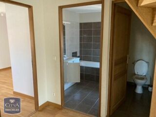  Appartement à louer 3 pièces 75 m²