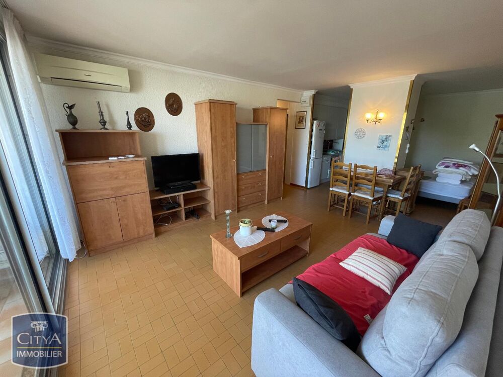EXCLUSIVITÉ - APPARTEMENT 1 PIÈCE AVEC TERRASSE/ A L'ANN....