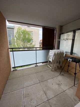 location Appartement - 2 pièce(s) - 46 m² Décines-Charpieu (69150)