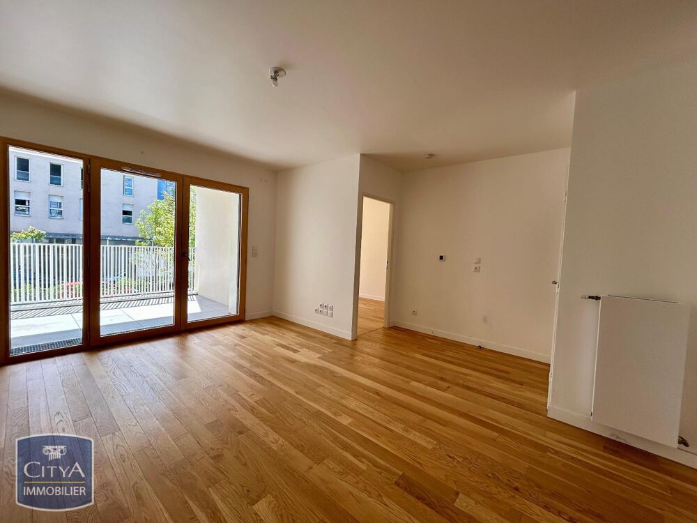 location Appartement - 2 pièce(s) - 51 m² Vénissieux (69200)