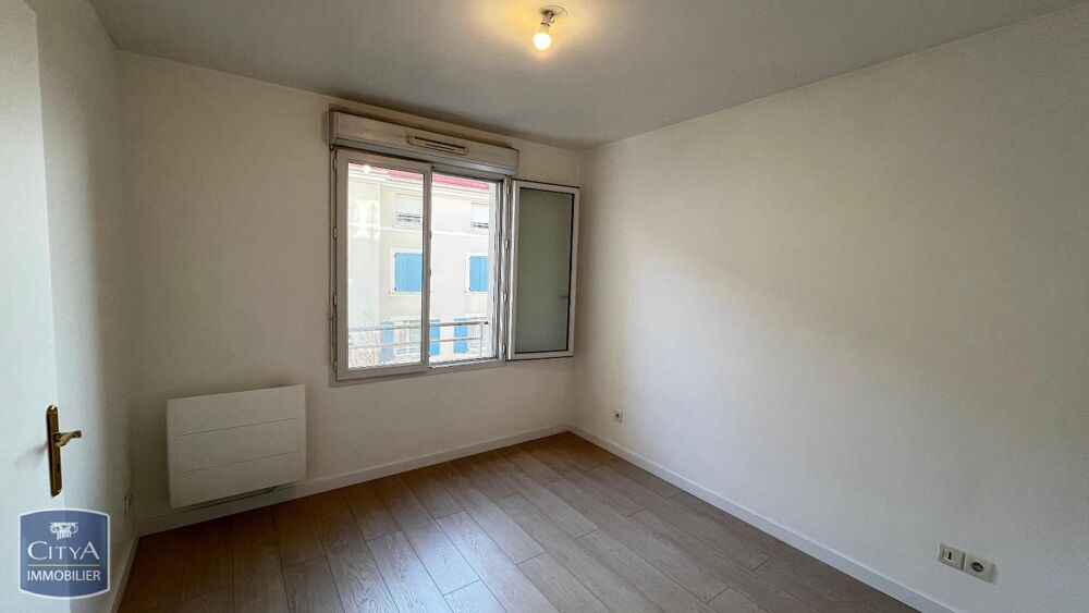 location Appartement - 2 pièce(s) - 42 m² Corbeil-Essonnes (91100)