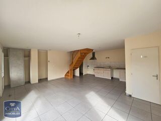  Maison à louer 4 pièces 81 m²