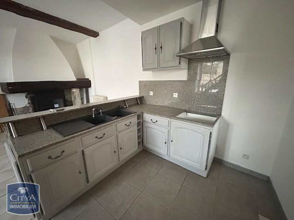 location Appartement - 4 pi�ce(s) - 99 m� Les Pujols (09100)