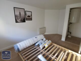  Appartement à louer 2 pièces 33 m²