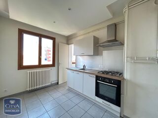  Appartement à louer 3 pièces 94 m²