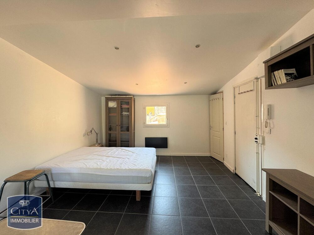 location Appartement - 1 pièce(s) - 31 m² Marseille 1
