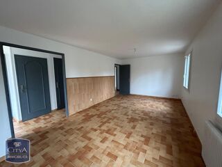  Appartement à louer 4 pièces 79 m²