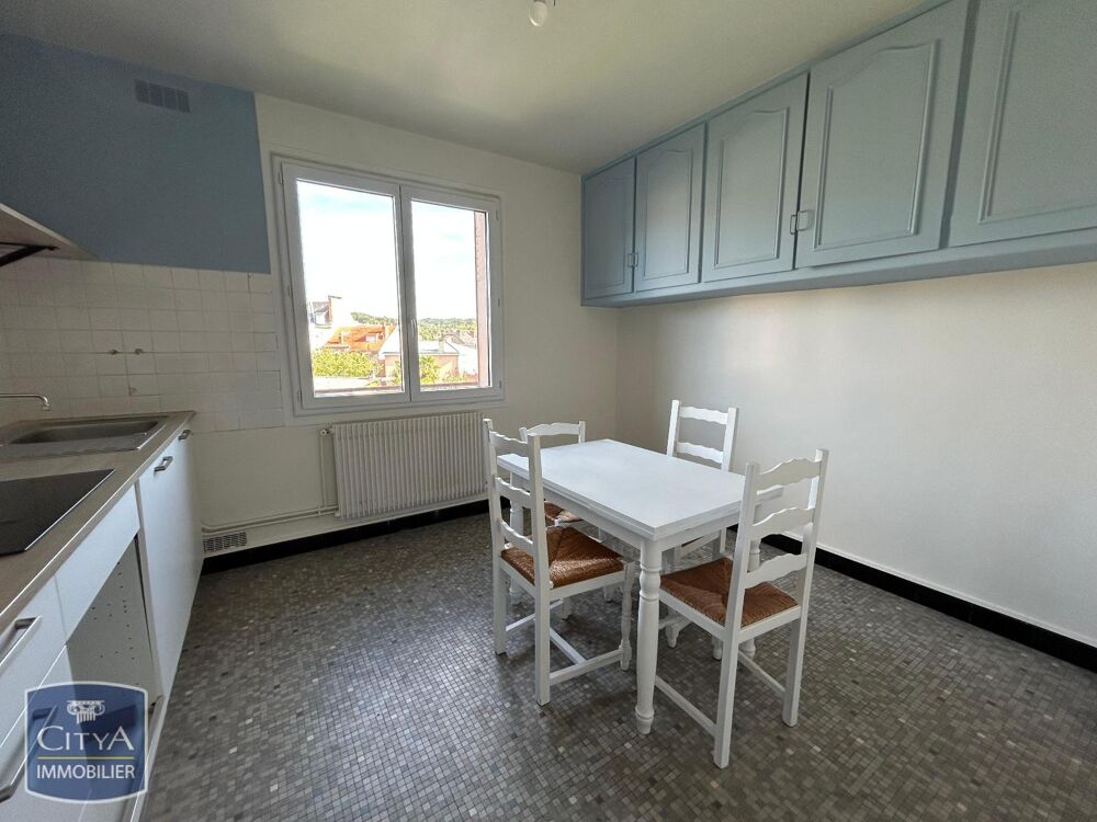 À LOUER : Appartement rénové T3 situé à Brive-la-Gaillar....