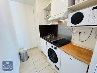  Appartement à louer 1 pièce 28 m²