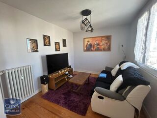  Appartement à louer 3 pièces 76 m²