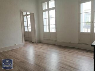  Appartement � louer 4 pi�ces 115 m�