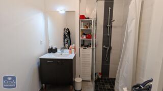  Appartement à louer 3 pièces 56 m²