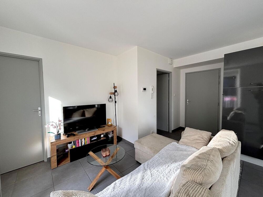 location Appartement - 3 pièce(s) - 62 m² Pont-de-Roide (25150)