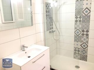  Appartement à louer 3 pièces 78 m²