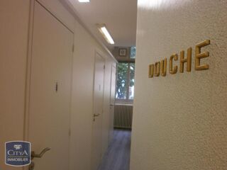  Appartement à louer 1 pièce 25 m²