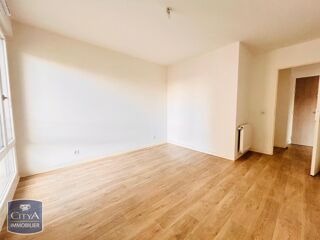  Appartement à louer 2 pièces 43 m²