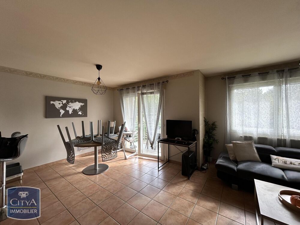 À LOUER : Appartement T3 à OYONNAX, idéal pour un cadre ....