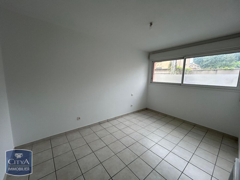 location Appartement - 2 pièce(s) - 37 m² Nimes (30900)