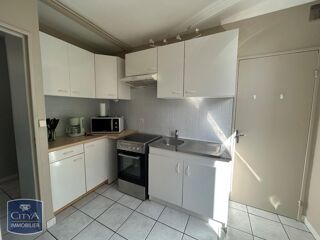  Appartement à louer 4 pièces 61 m²