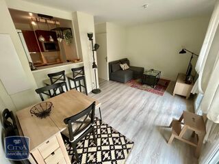  Appartement à louer 2 pièces 35 m²