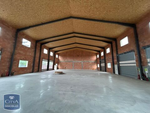   Location / Local Industriel - 213 m² 