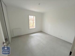  Appartement à louer 3 pièces 64 m²