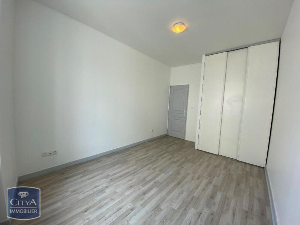 location Appartement - 3 pièce(s) - 84 m² Villefranche-sur-Saône (69400)