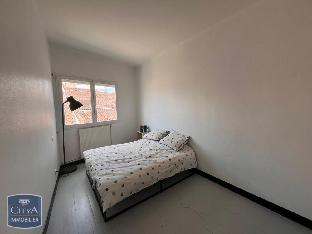 A LOUER - Magnifique appartement rénové de type T3 à Lay....