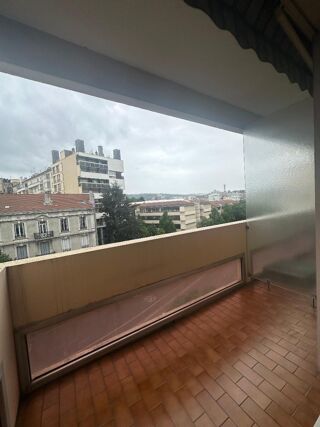  Appartement à louer 3 pièces 68 m²