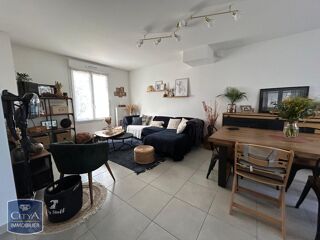  Maison à louer 4 pièces 82 m²