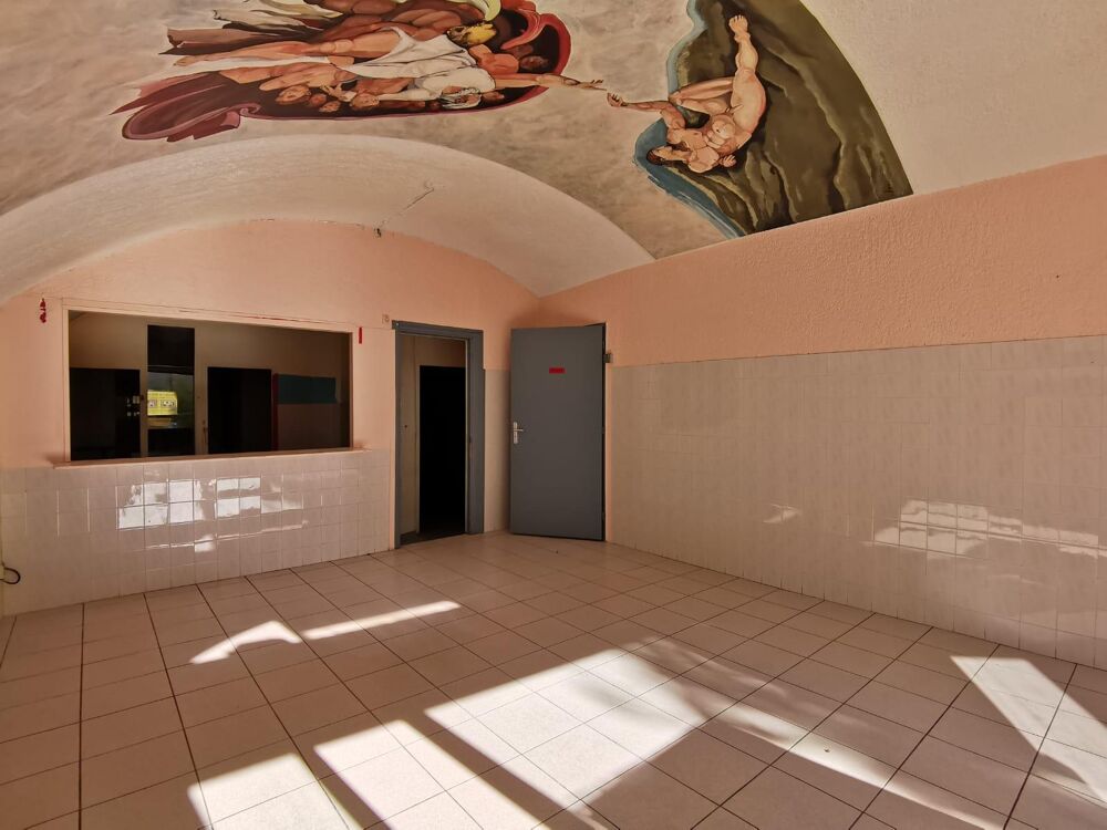  Vente / Local Commercial - 70 m² Aubenas (07200)