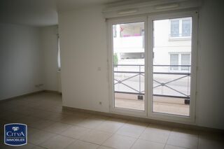  Appartement à louer 3 pièces 74 m²