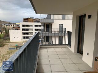  Appartement à louer 3 pièces 59 m²