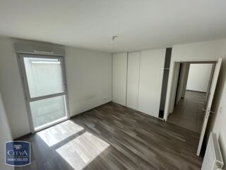  Appartement à louer 3 pièces 68 m²