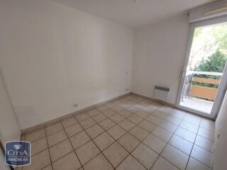  Appartement à louer 2 pièces 33 m²