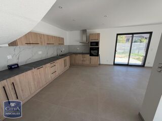  Maison à louer 4 pièces 108 m²