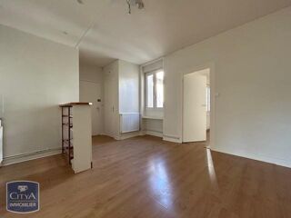  Appartement à louer 3 pièces 43 m²