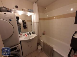  Appartement à louer 3 pièces 60 m²