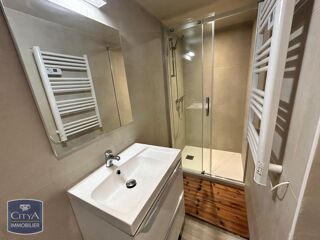  Appartement à louer 2 pièces 31 m²