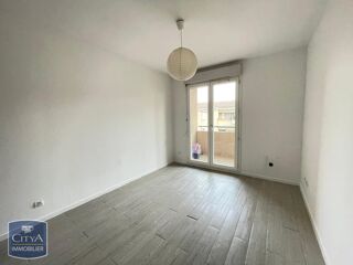  Appartement à louer 2 pièces 54 m²
