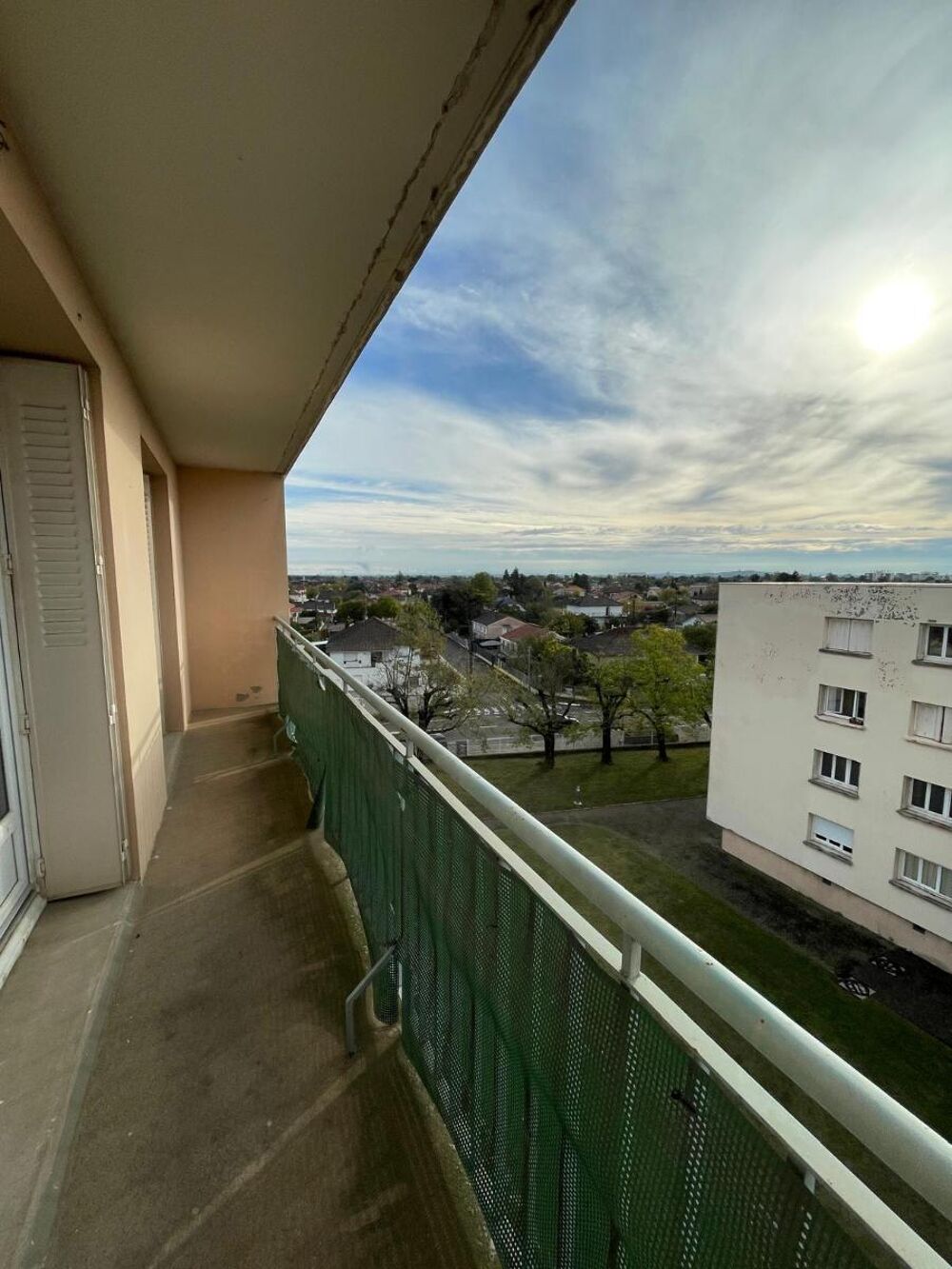 location Appartement - 3 pièce(s) - 62 m² Meyzieu (69330)