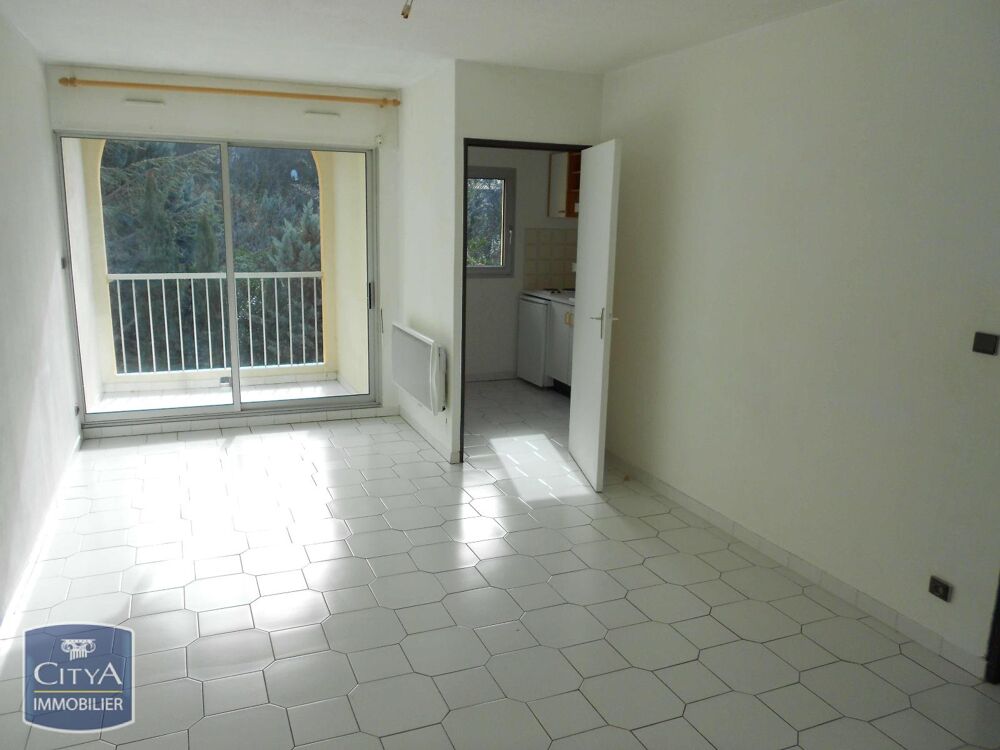location Appartement - 2 pièce(s) - 45 m² Nîmes (30000)