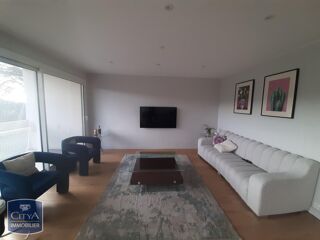  Appartement à louer 4 pièces 94 m²