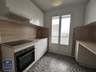  Appartement à louer 3 pièces 50 m²