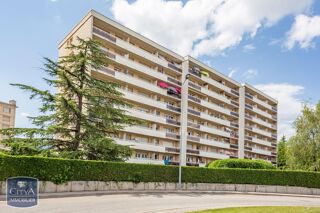  Appartement à louer 3 pièces 66 m²