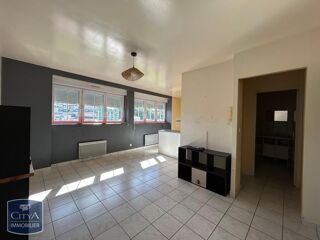  Appartement à louer 3 pièces 66 m²