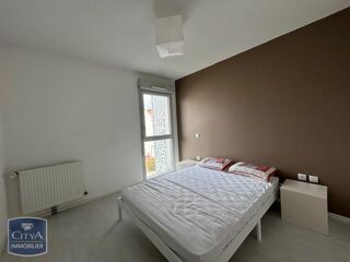  Appartement à louer 2 pièces 37 m²