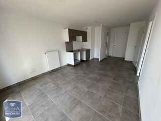  Appartement à louer 2 pièces 42 m²
