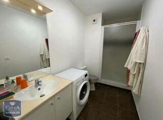 Appartement à louer 2 pièces 38 m²